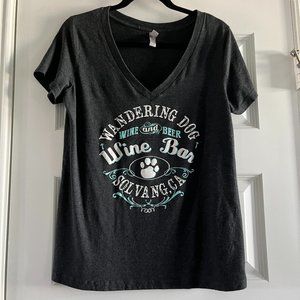 🍷 Solvang Wandering Dog Wine Bar tee 🍷